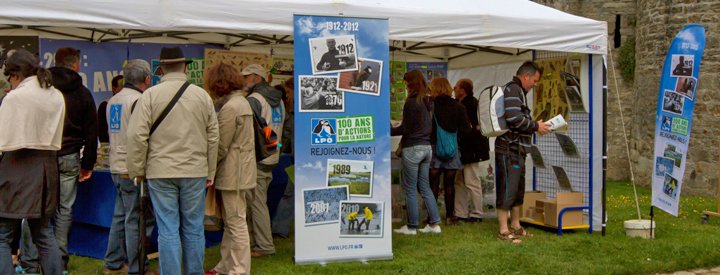 Tenue de stands - Crédit photo : LPO Morbihan 